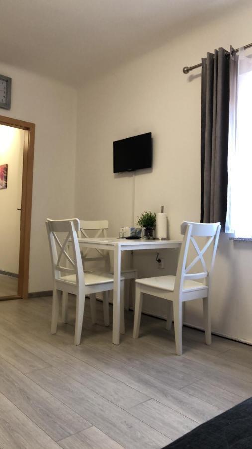 Apartment Happy 11 Прага Екстер'єр фото